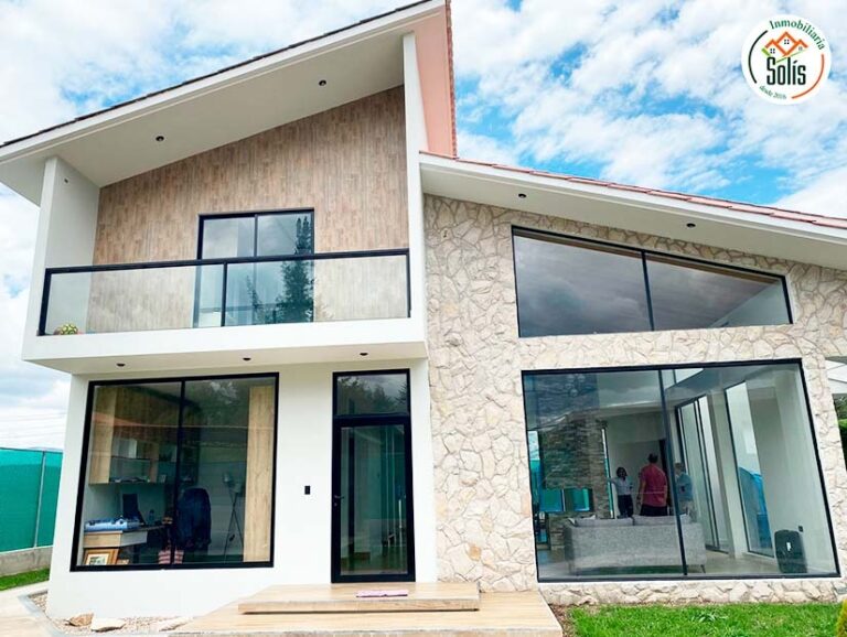 (DISPONIBLE EN ENERO) SOLÍS ALQUILA CASA EN RESIDENCIAL, LOS BAÑOS DEL INCA, CAJAMARCA