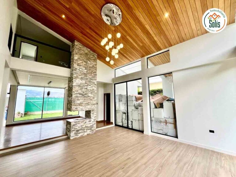 (DISPONIBLE EN ENERO) SOLÍS ALQUILA CASA EN RESIDENCIAL, LOS BAÑOS DEL INCA, CAJAMARCA