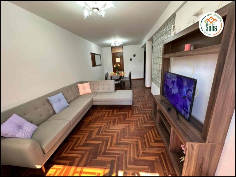 SE ALQUILA APARTAMENTO AMUEBLADO EN AV. INDEPENDENCIA