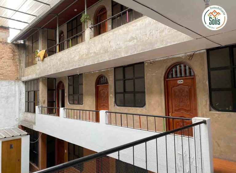 Se Vende amplia casa para negocio