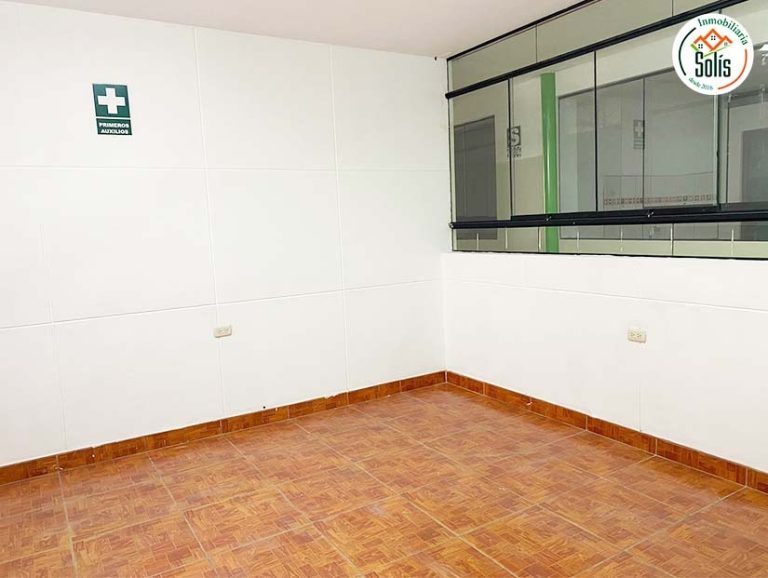 ALQUILO EDIFICIO PARA OFICINAS URB. LOS ROSALES, CAJAMARCA