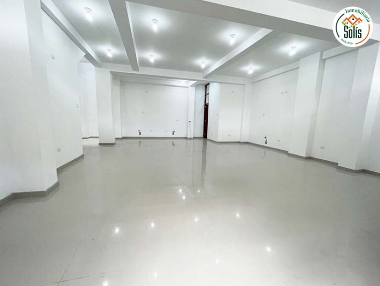 SE ALQUILA LOCAL COMERCIAL LUMINOSO EN MARIO URTEAGA