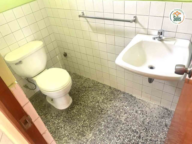 ALQUILO LOCAL PARA OFICINA, JIRON ETEN, CAJAMARCA