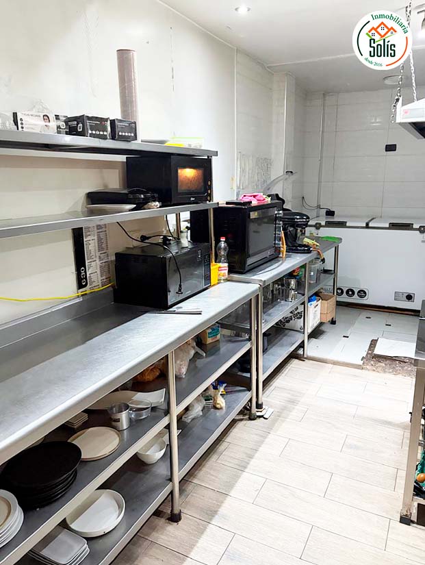 ALQUILER DE LOCAL PARA CAFETERIA, RESTAURANTE ...EN JR. GUILLERMO URRELO